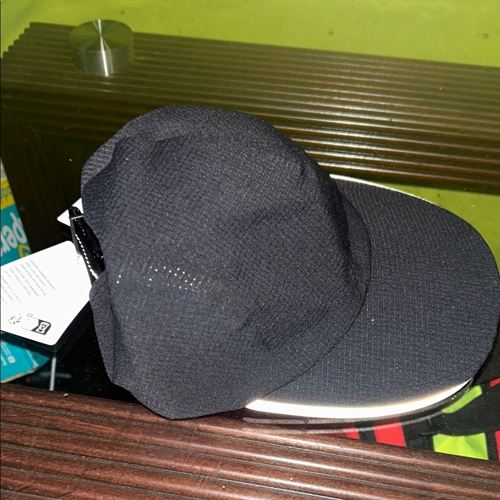 Lululemon Fast and Free Run Hat *WovenAir